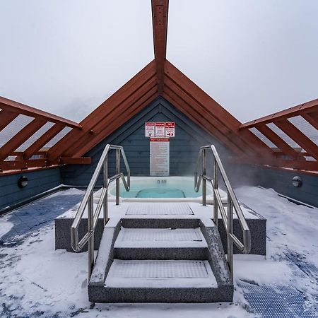 Fenwick Vacation Rental Open Hot Tub Glorious Mountain 2 Bedroom Canmore Eksteriør billede