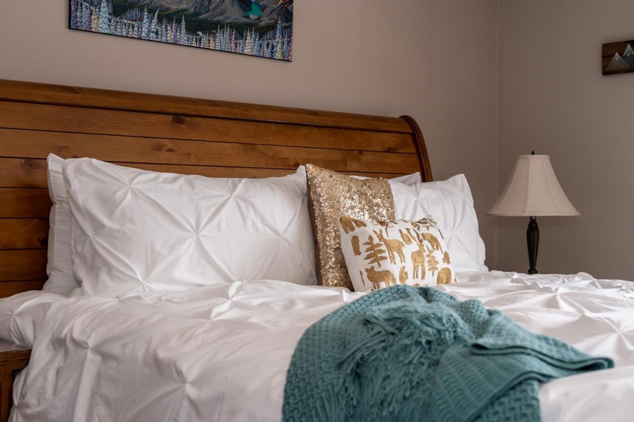 Fenwick Vacation Rental Open Hot Tub Glorious Mountain 2 Bedroom Canmore Eksteriør billede
