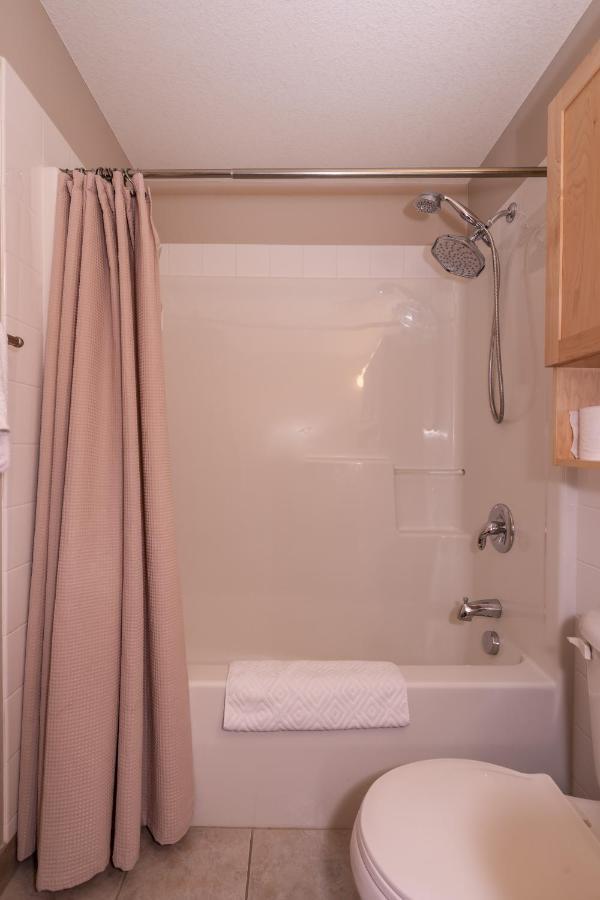 Fenwick Vacation Rental Open Hot Tub Glorious Mountain 2 Bedroom Canmore Eksteriør billede